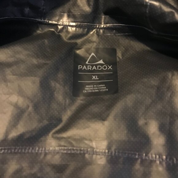 Paradox lightweight rain jacket with hood. Navy with allover pattern.  Size XL - Picture 7 of 11